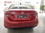 Cần bán xe Hyundai Elantra năm 2019, màu đỏ