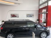 Cần bán Kia Sedona năm sản xuất 2020, màu đen