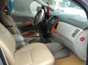 Bán Toyota Innova G MT năm 2010, màu bạc số sàn, giá tốt