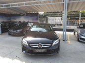 Bán Mercedes C200 sản xuất 2019, màu đen