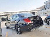 Bán Mercedes C200 sản xuất 2019, màu đen