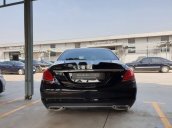 Bán Mercedes C200 sản xuất 2019, màu đen