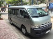 Cần bán lại xe Toyota Hiace sản xuất 2008, màu bạc số sàn 