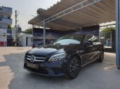 Bán Mercedes C200 sản xuất 2019, màu đen