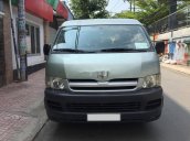 Cần bán lại xe Toyota Hiace sản xuất 2008, màu bạc số sàn 