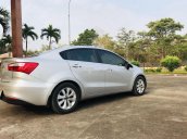 Bán xe Kia Rio đời 2015, màu bạc, xe nhập