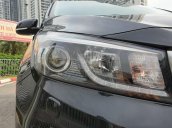 Cần bán gấp chiếc xe Kia Sedona đời 2018, màu đen, giá tốt