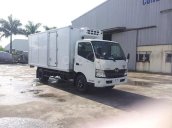 Hino XZU730L thùng đông lạnh siêu dài 5m7 km khủng