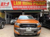 Bán ô tô Ford Ranger Wildtrak đời 2015, màu cam cá tính, nhập khẩu