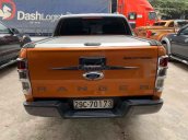 Bán ô tô Ford Ranger Wildtrak đời 2015, màu cam cá tính, nhập khẩu