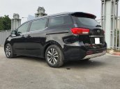 Cần bán lại xe Kia Sedona DATH 2.2AT đời 2018, màu đen, giá tốt