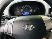 Cần bán Hyundai Avante sản xuất năm 2015, màu trắng