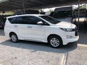 Bán xe Toyota Innova 2.0 E năm 2018, màu trắng mới chạy 22.000km giá cạnh tranh