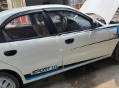 Cần bán gấp Daewoo Nubira đời 2002, màu trắng, nhập khẩu nguyên chiếc