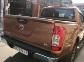 Cần bán lại xe Navara VL 2019, 4x4AT, màu cam, xe như mới, có hỗ trợ trả góp