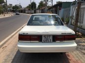 Bán Toyota Camry sản xuất năm 1988, xe cũ màu trắng 