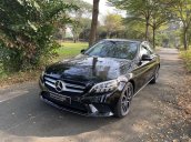 Bán ô tô Mercedes C200 năm sản xuất 2018, màu đen như mới