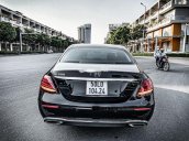 Cần bán xe Mercedes E200 đời 2017, màu đen