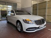 Bán xe Mercedes S450L sản xuất 2017, màu trắng như mới