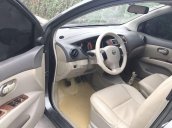 Cần bán xe Nissan Grand livina 2011, màu xám, xe nhập