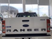 Ford Ranger XLS AT năm 2019, nhập khẩu nguyên chiếc tặng ngay tiền mặt