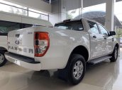 Ford Ranger XLS AT năm 2019, nhập khẩu nguyên chiếc tặng ngay tiền mặt