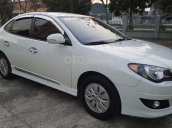 Bán Hyundai Avante 1.6MT sản xuất 2014, màu trắng số sàn