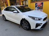 Cần bán xe Kia Cerato sản xuất 2020, màu trắng như mới, giá tốt