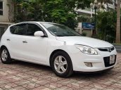 Cần bán lại xe Hyundai i30 năm sản xuất 2008, màu trắng, nhập khẩu  