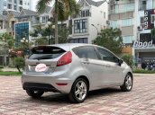 Bán Ford Fiesta đời 2011, màu bạc, giá chỉ 290 triệu