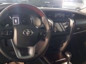 Bán ô tô Toyota Fortuner năm sản xuất 2019, giá 983tr