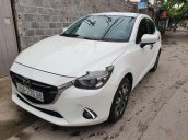 Bán xe Mazda 2 đời 2016, màu trắng số tự động, 425 triệu