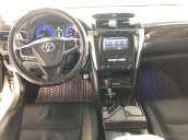 Toyota Đông Sài Gòn cần thanh lý chiếc Toyota Camry 2.5 Q đời 2016, màu vàng cát