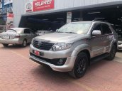 Cần bán lại xe Toyota Fortuner 2.7V 4X2 AT sản xuất năm 2016, màu bạc