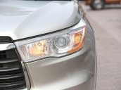 Cần bán Toyota Highlander đời 2014 xe gia đình giá tốt 1 tỷ 399 triệu đồng