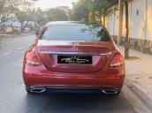 Bán Mercedes Benz E200 Sport 2019 mới chạy 8.500km giá rẻ