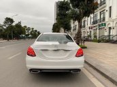 Bán nhanh xe Mercedes C200 sản xuất 2017, màu trắng