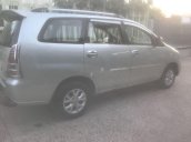 Cần bán xe Toyota Innova đời 2007, màu bạc, giá chỉ 270 triệu