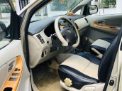 Cần bán Toyota Innova năm sản xuất 2008, màu vàng xe gia đình giá cạnh tranh