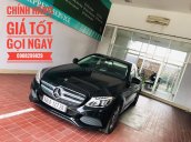 Cần bán gấp Mercedes C 200 đời 2018, màu đen, giá tốt
