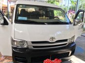 Bán Toyota Hiace 2010, màu trắng, nhập khẩu