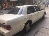 Cần bán Toyota Crown đời 1996, màu trắng, chính chủ