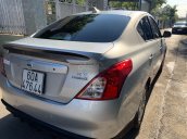 Cần bán xe Nissan Sunny đời 2018, màu bạc