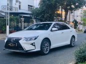 Bán Camry 2.5Q model 2019 trắng ngọc trai, 1 chủ, mới lướt 18.000km