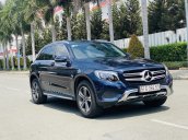 Bán Mercedes Benz GLC 250 4Matic xanh kem, 1 chủ cực đẹp