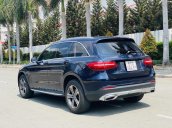 Bán Mercedes Benz GLC 250 4Matic xanh kem, 1 chủ cực đẹp