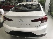 Bán xe Hyundai Elantra 1.6 số sàn - giá sốc 559 triệu, tặng phụ kiện