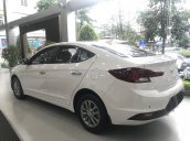 Bán xe Hyundai Elantra 1.6 số sàn - giá sốc 559 triệu, tặng phụ kiện