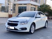 Cần bán lại xe Chevrolet Cruze đời 2016, màu trắng 
