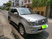 Cần bán Toyota Fortuner đời 2009, màu bạc, giá 489tr